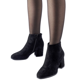 Bottines à talons bas noires Mapleview