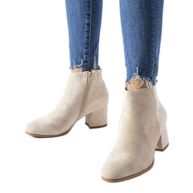 Bottines beiges à talons bas de Mapleview