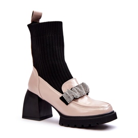 Bottes pour femmes avec une chaussette décorée de zircons beige s.barski MR870-41