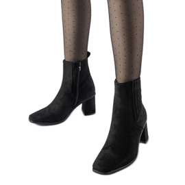 Bottines noires à bout carré de Pastina le noir