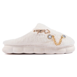 Chaussons blancs pour femmes avec décorations Shelovet blanche