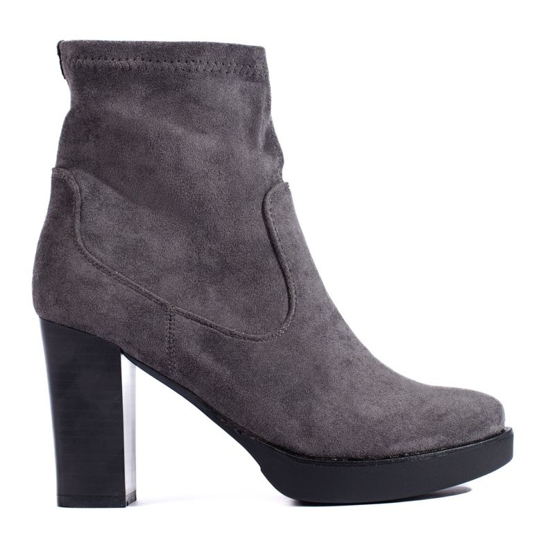 Bottines grises en daim à talon haut par Daszyński