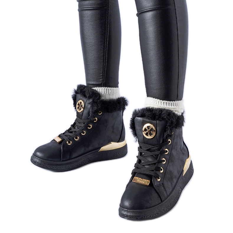 Baskets montantes Pielungo isolées noires le noir