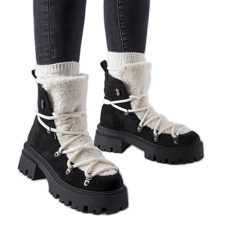 Bottes de travail noires avec languette décorative de Pérouse le noir