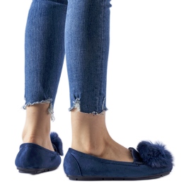 Chaussons isolés bleu marine avec pompon Marchetti Chaussons isolés bleu marine avec pompon Marchetti