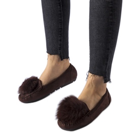 Chaussons isolants marron avec pompon Marchetti brun