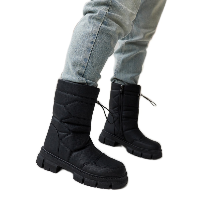 Bottes isolées noires en éco-cuir H602 le noir