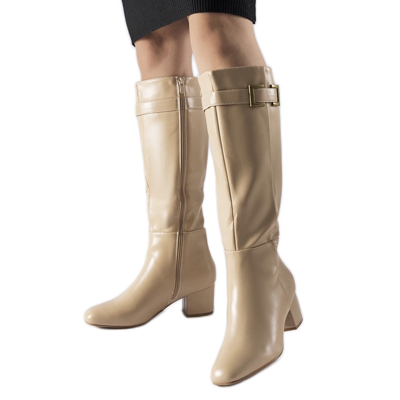 Bottes à talons hauts isolées Cerullo beiges