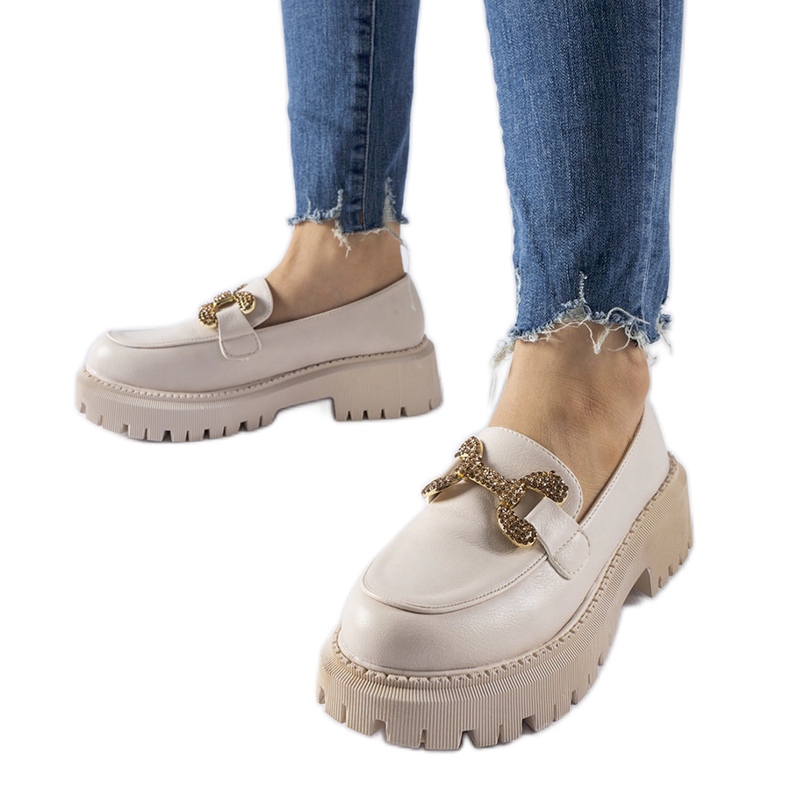 Mocassins beiges ornés de strass Uzzone Mocassins beiges ornés de strass Uzzone