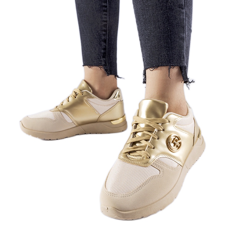 Baskets de sport Almenno beiges Baskets de sport Almenno beiges