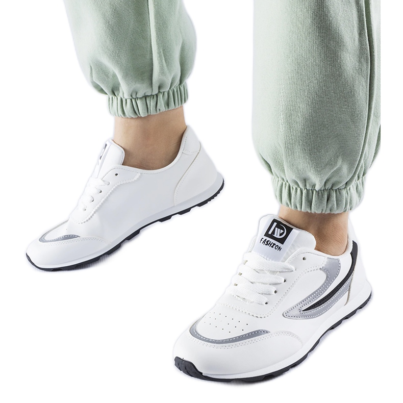 Baskets de sport blanches Cogliandrino