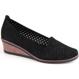Chaussures compensées femme en daim ajouré, noir Potocki SZ12306 le noir