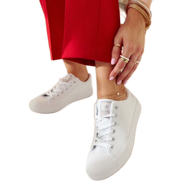 Baskets Rocky en tissu blanc blanche Baskets Rocky en tissu blanc blanche