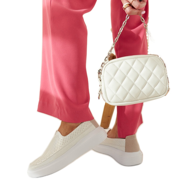 Les richelieus argentés de Marcie Les richelieus argentés de Marcie