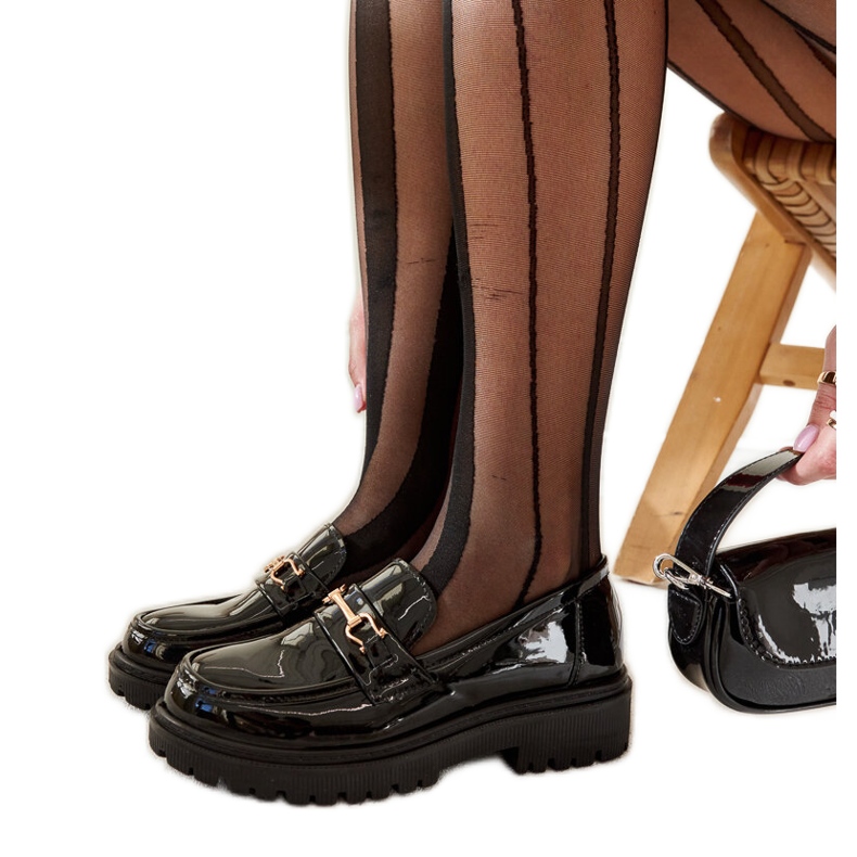 Mocassins vernis noirs avec boucle Barbara le noir