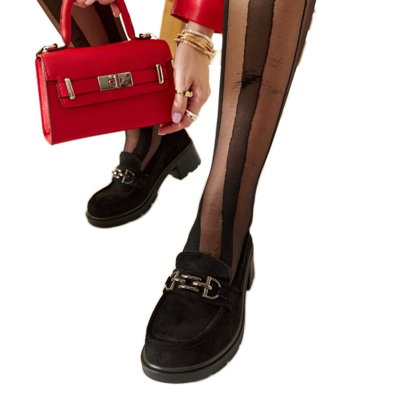 Mocassins en daim noirs par Lyyla le noir