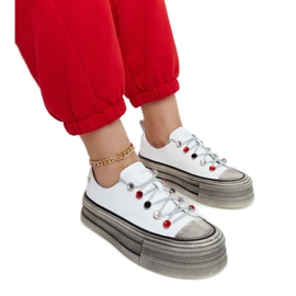 Baskets blanches sur la plateforme GOE NN2N4054 Baskets blanches sur la plateforme GOE NN2N4054