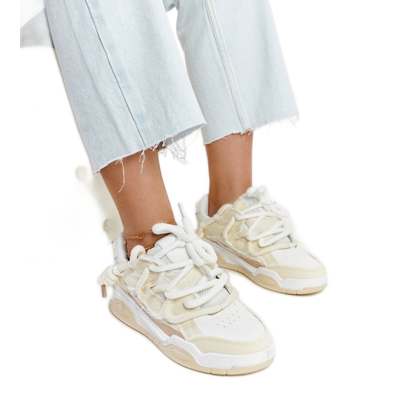 Baskets beiges avec empiècements en tissu Melilot Baskets beiges avec empiècements en tissu Melilot