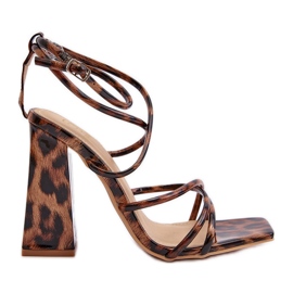 Sandales à talons hauts marron à la mode Josette brun