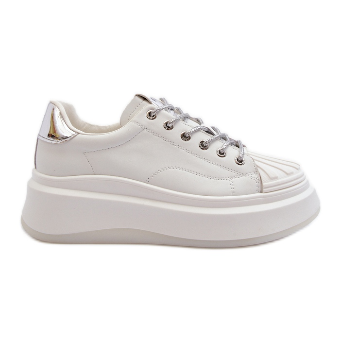 Baskets en cuir pour femmes sur la plateforme GOE NN2N4033 blanc blanche