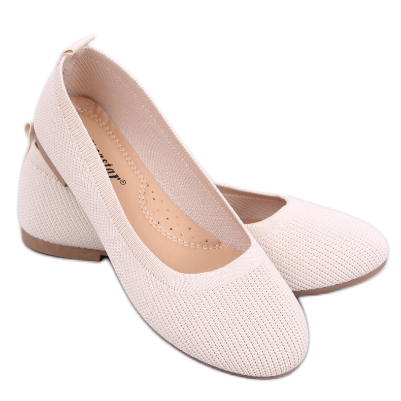 Cavaday Ballerines chaussettes beiges Cavaday Ballerines chaussettes beiges