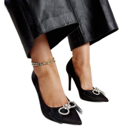Talons hauts noirs avec nœud décoratif Natasa