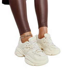 Baskets de sport beige clair par Feaven Baskets de sport beige clair par Feaven