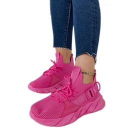 Baskets de sport légères rose foncé par Faruz Baskets de sport légères rose foncé par Faruz