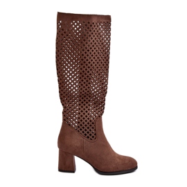Jezzi Bottines à talons hauts ajourées en daim marron Jolenna brun