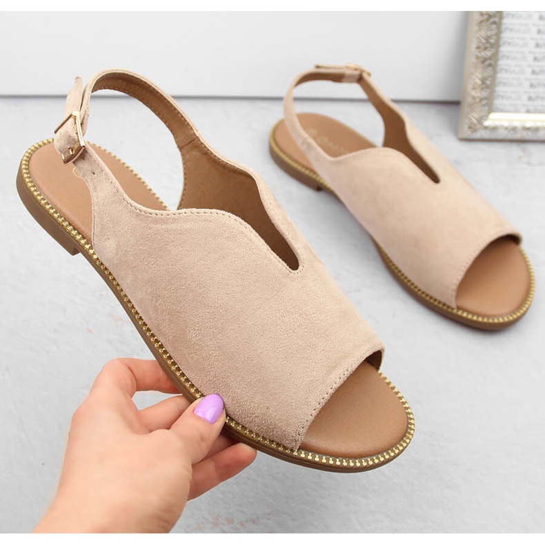 Sandales plates femme en daim beige Potocki BF47305