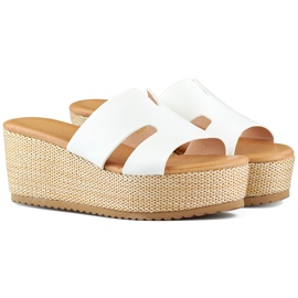 Sandales compensées femme blanches