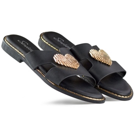 Chaussons femme noirs avec coeur décoratif