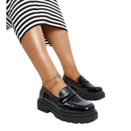 Mocassins en cuir noir le noir