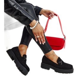 Chaussures en cuir noir avec boucle décorative le noir