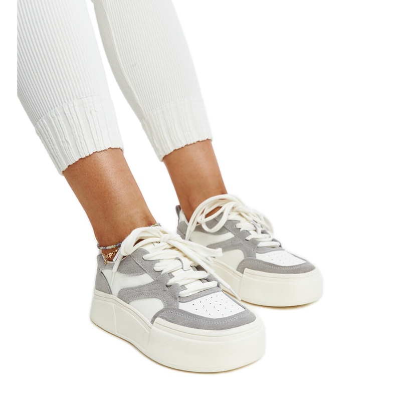 Chaussures femme en cuir blanc blanche