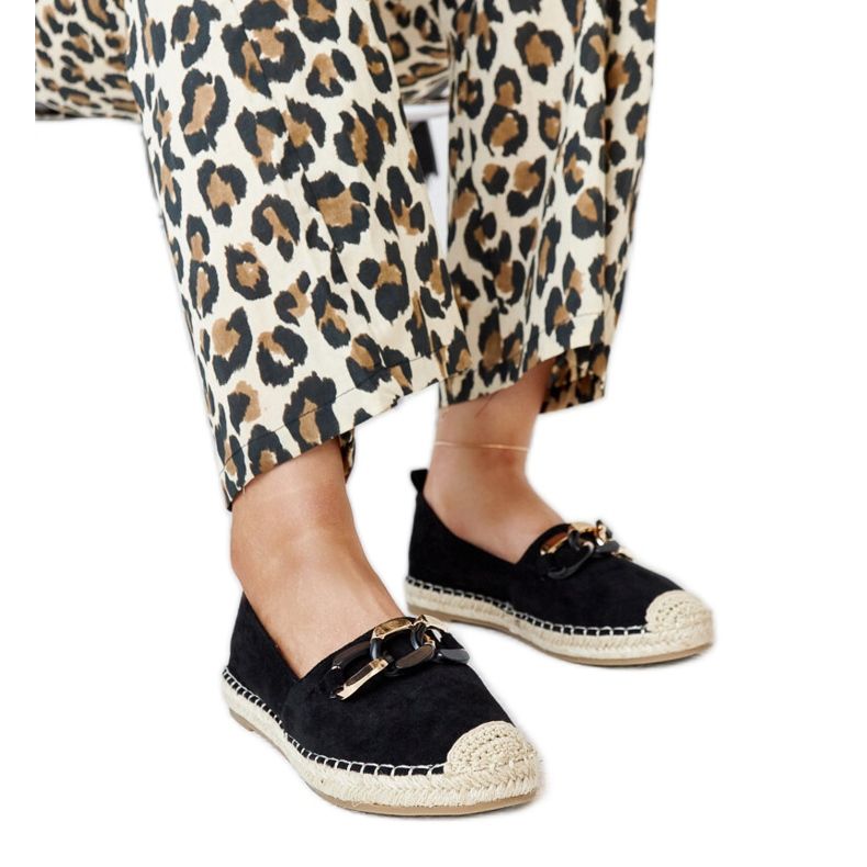 Espadrilles noires avec chaîne de Radwan le noir Espadrilles noires avec chaîne de Radwan le noir