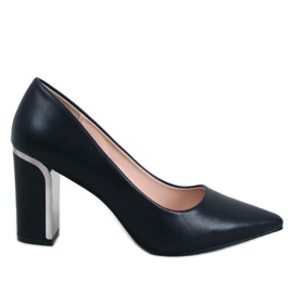 Laurents Escarpins noirs à talons aiguilles le noir