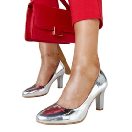 Escarpins à talons argentés avec semelle intérieure en cuir Vélizy Escarpins à talons argentés avec semelle intérieure en cuir Vélizy