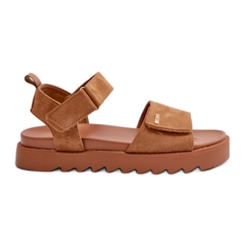 Sandales en daim pour femmes sur la plateforme Big Star NN274705 Marron brun