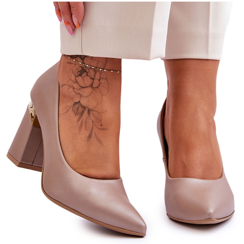 Lewski Escarpins Cuir Gauche 3117 Beige Lewski Escarpins Cuir Gauche 3117 Beige