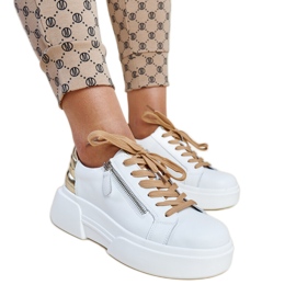 Chaussures en cuir blanc avec fermeture éclair décorative blanche Chaussures en cuir blanc avec fermeture éclair décorative blanche