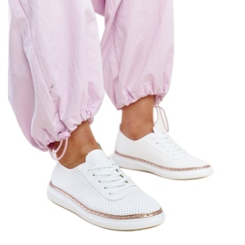 Baskets Biserka ajourées blanches Baskets Biserka ajourées blanches