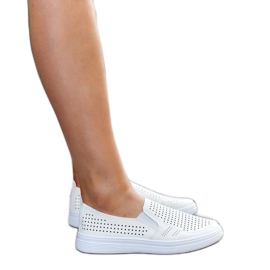 Baskets slip-on ajourées beiges par Dafina