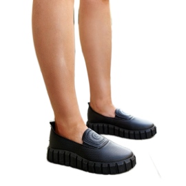 Chaussures noires à semelle massive Teska