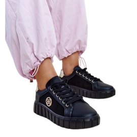 Baskets en cuir noir à semelle massive Viera