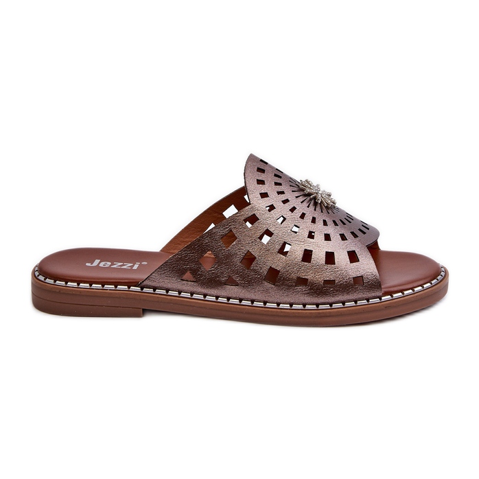 Tongs brillantes à talon plat pour femmes avec décoration en cuivre Ebirena brun