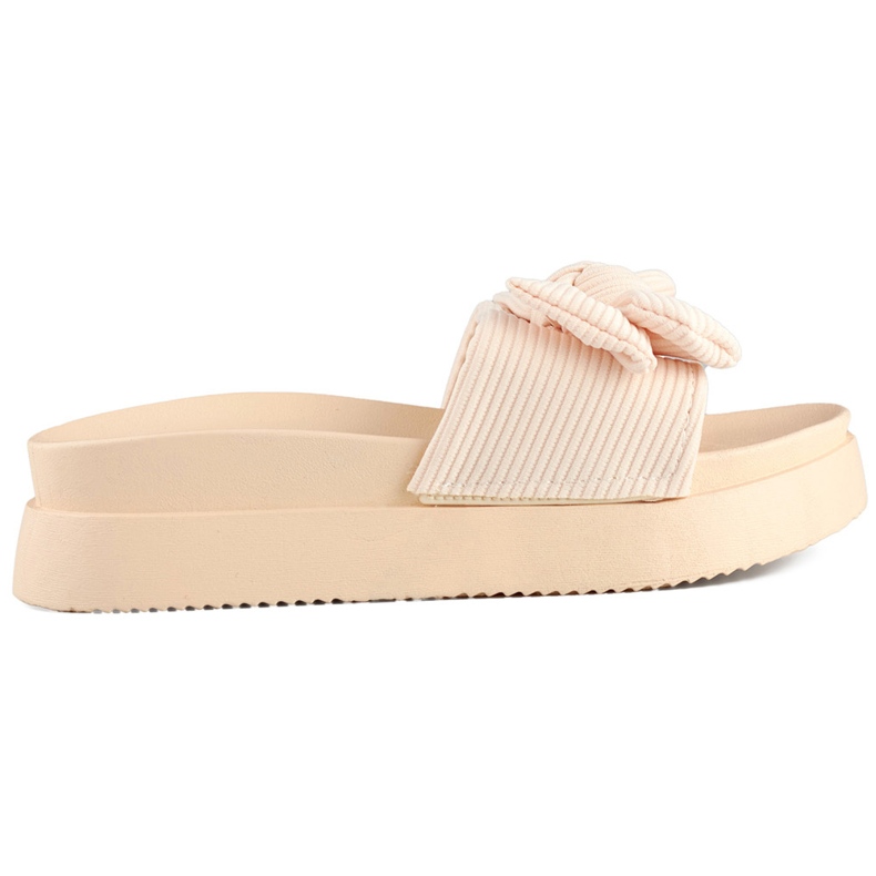 Chaussons femme beiges avec noeud sur semelle épaisse Chaussons femme beiges avec noeud sur semelle épaisse