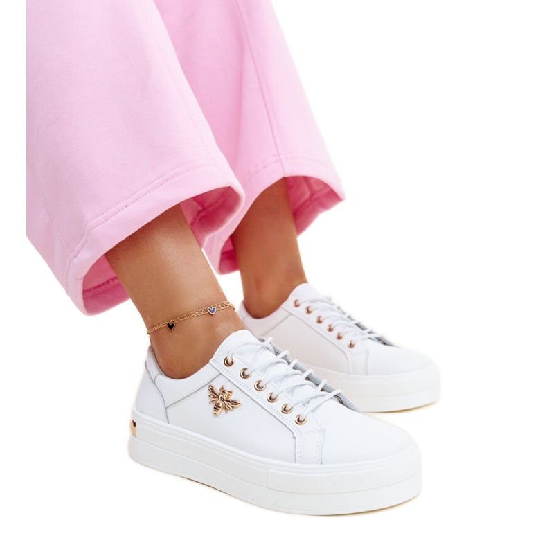 Baskets en cuir blanc à semelle épaisse Mikka blanche