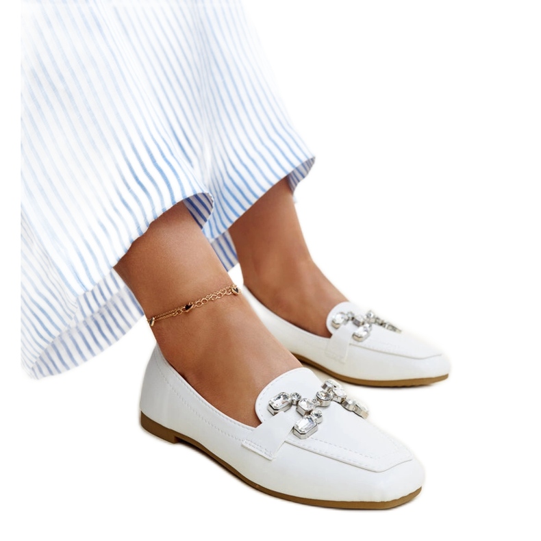 Mocassins blancs avec boucle Mali en zirconium blanche