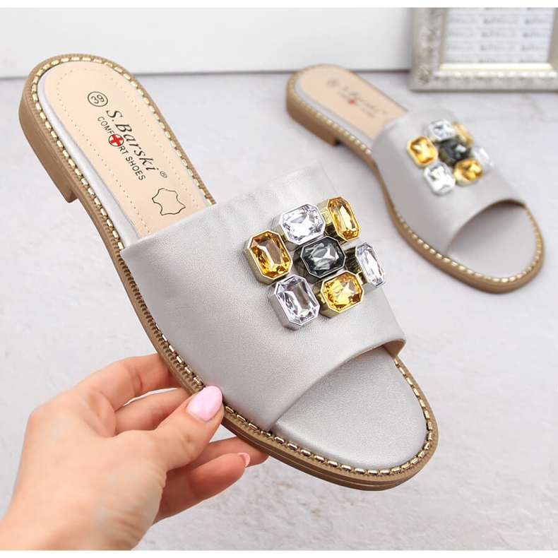 Chaussons confortables pour femmes argentés avec zircons S.Barski 031